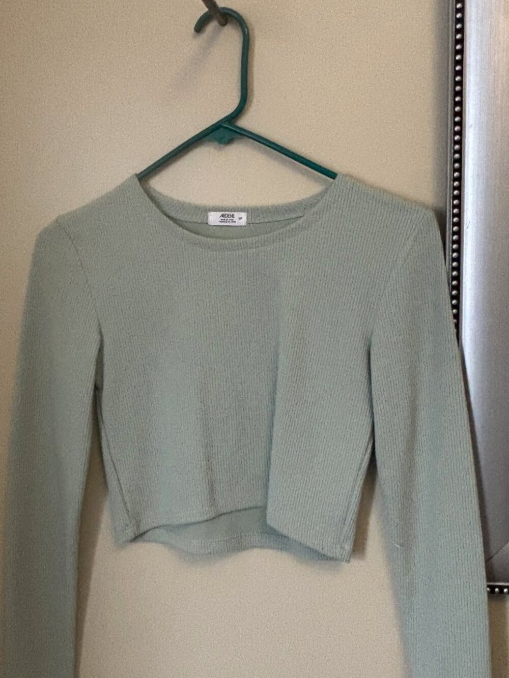 Green and Black Thick LongSleeve Tops